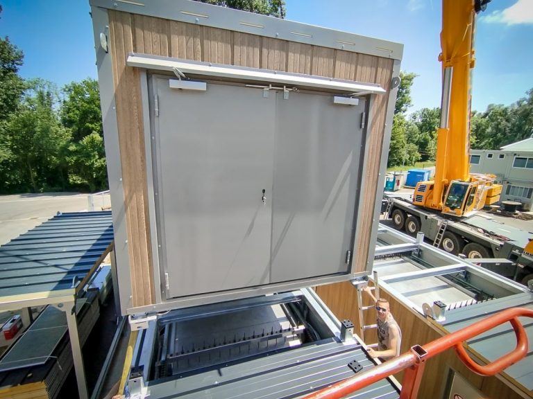 Aufsetzen der Vortrockenmodule (Bandtrockner)